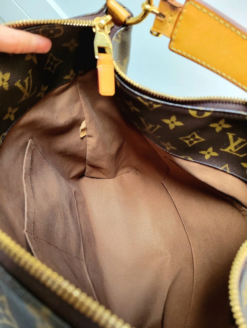 💕Authentic Louis Vuitton Hobo Bag SULLY MM Monogram "Very Rare & Discontinued" - Picture 9 of 17